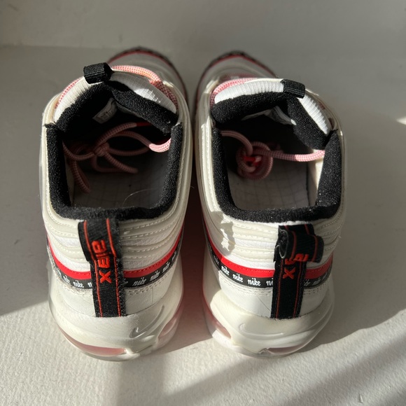 AIR MAX 97’ GS ‘SCRIPT SWOOSH’
SIZE 6.5 YOUTH - Picture 5 of 7